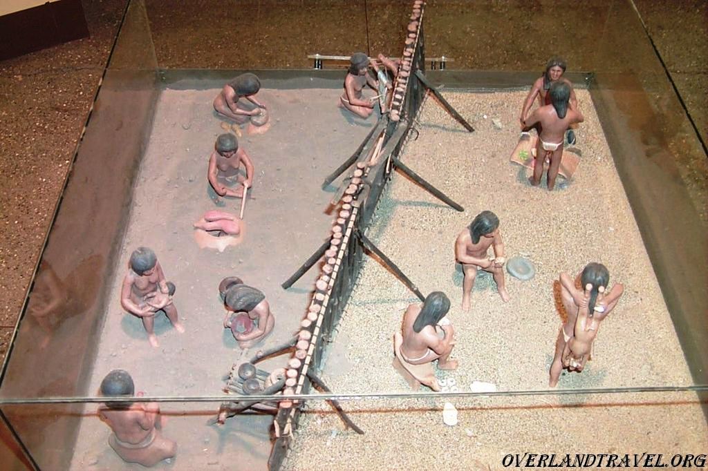 Real Alto is an archaeological site in Chanduy valley of Ecuador