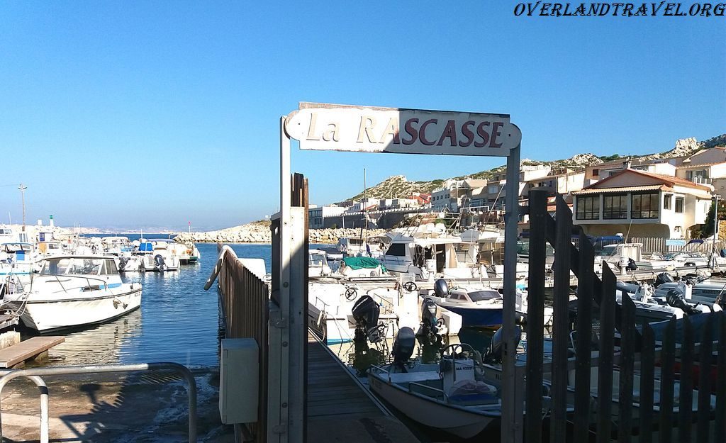 Les Goudes is located at the eastern end of Marseille just before the Calanque. Les Goudes is located at the eastern end of Marseille just before the Calanque.
