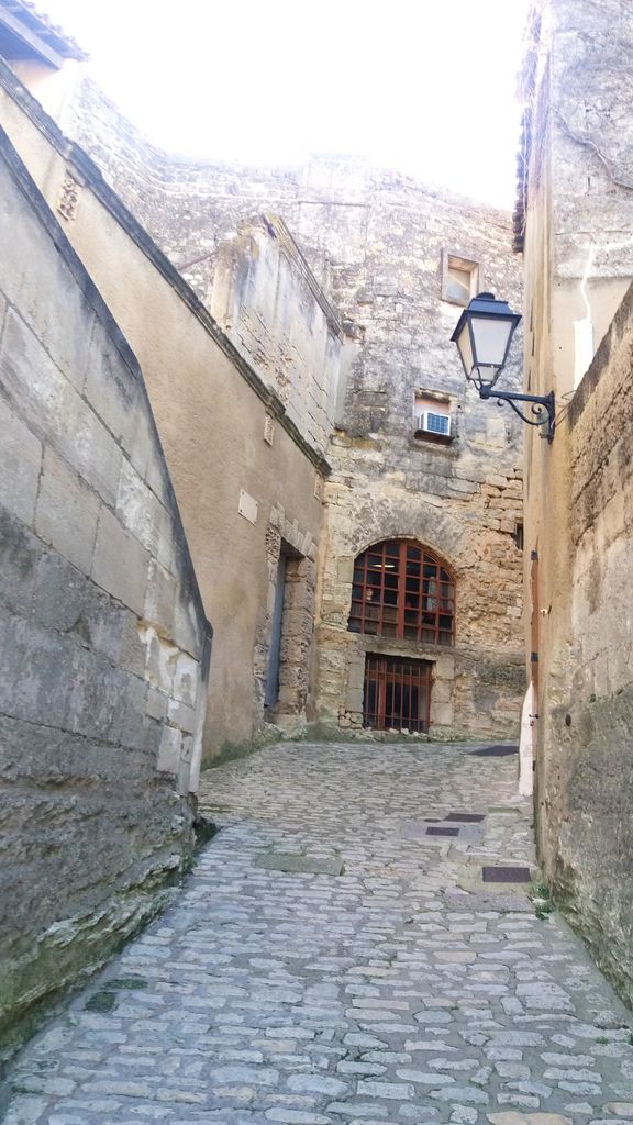 Les Baux-de-Provence is a French commune, department of Bouches-du-Rhône in Provence-Alpes-Côte d’Azur.