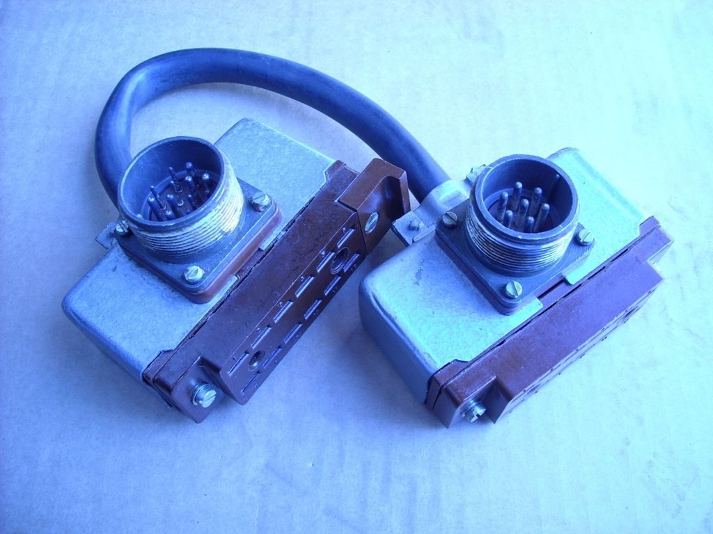 Repair cable of radio receiver R-250M2