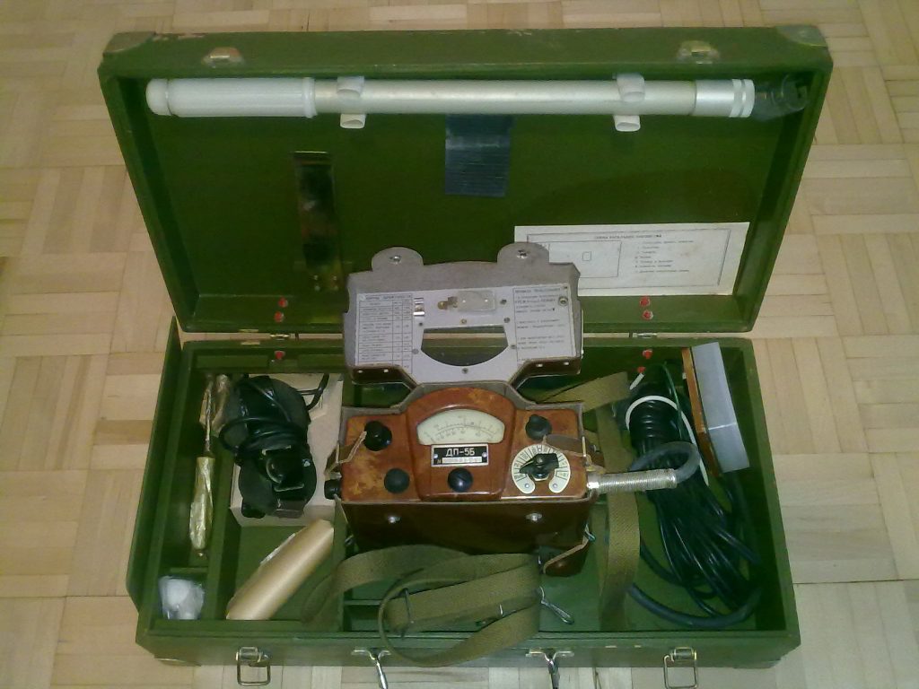 Dosimeter X-ray meter DP-5B DP-5B Field dosimeter - dose rate meter designed to measure the level of gamma radiation and radioactive contamination of objects. It also has the ability to detect beta radiation.