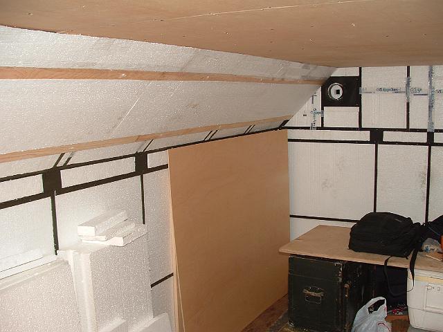 Truck GDR 4x4 IFA-W50LA KUNG thermal insulation