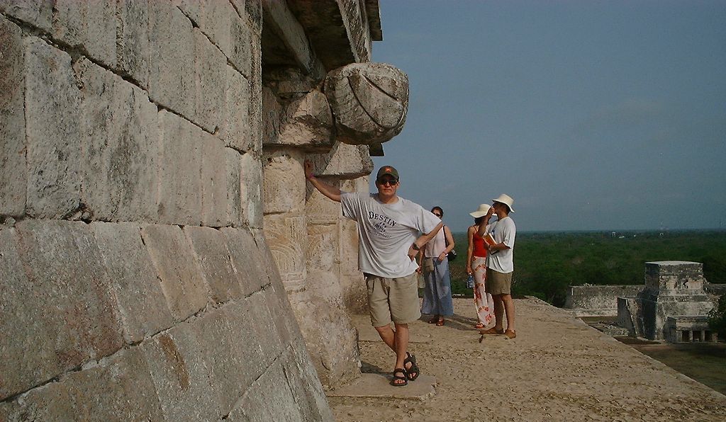 Temple of Kukulcan Chichen Itza Mexico